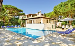 Villa Aurora